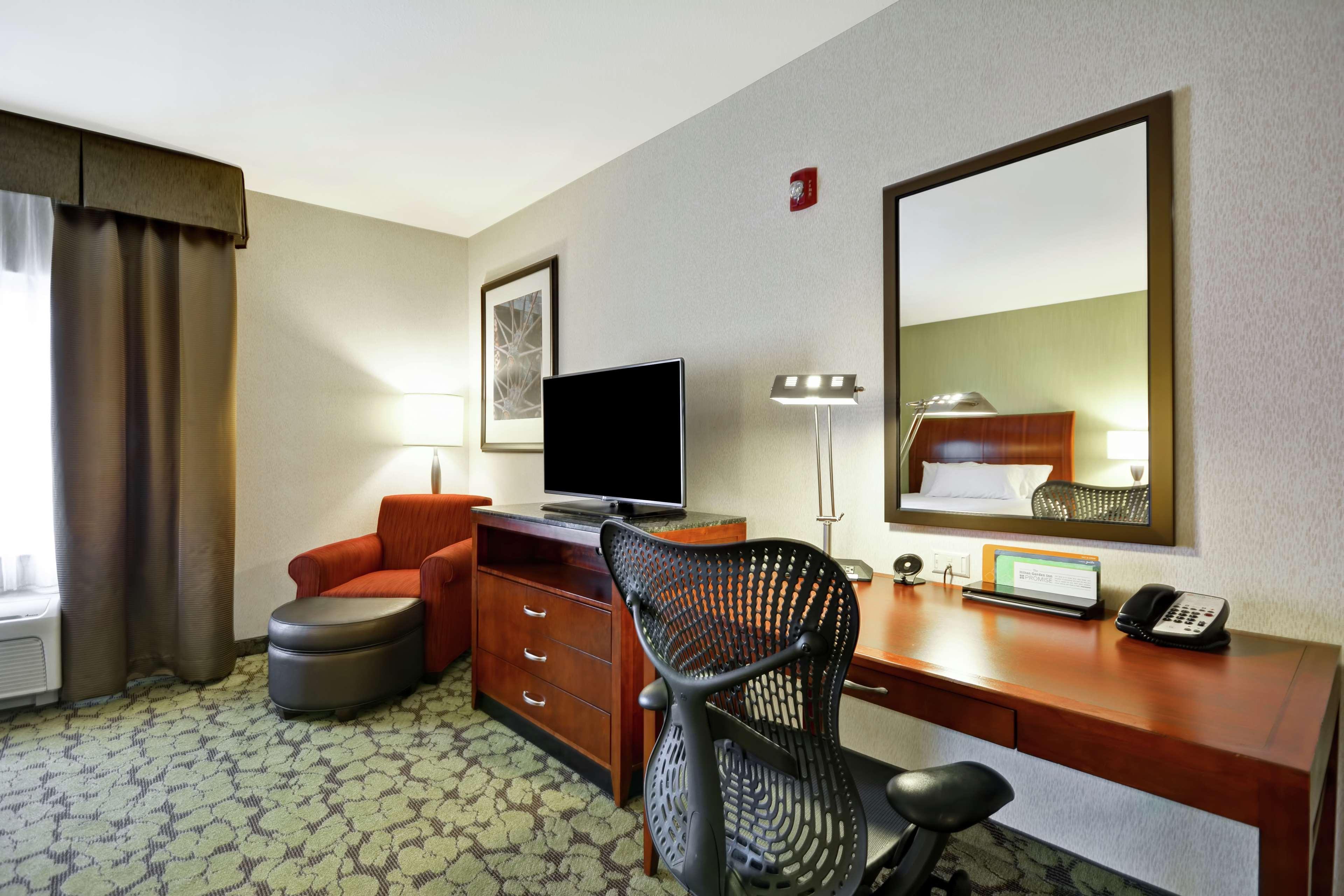 Hilton Garden Inn Fort Collins Exterior foto