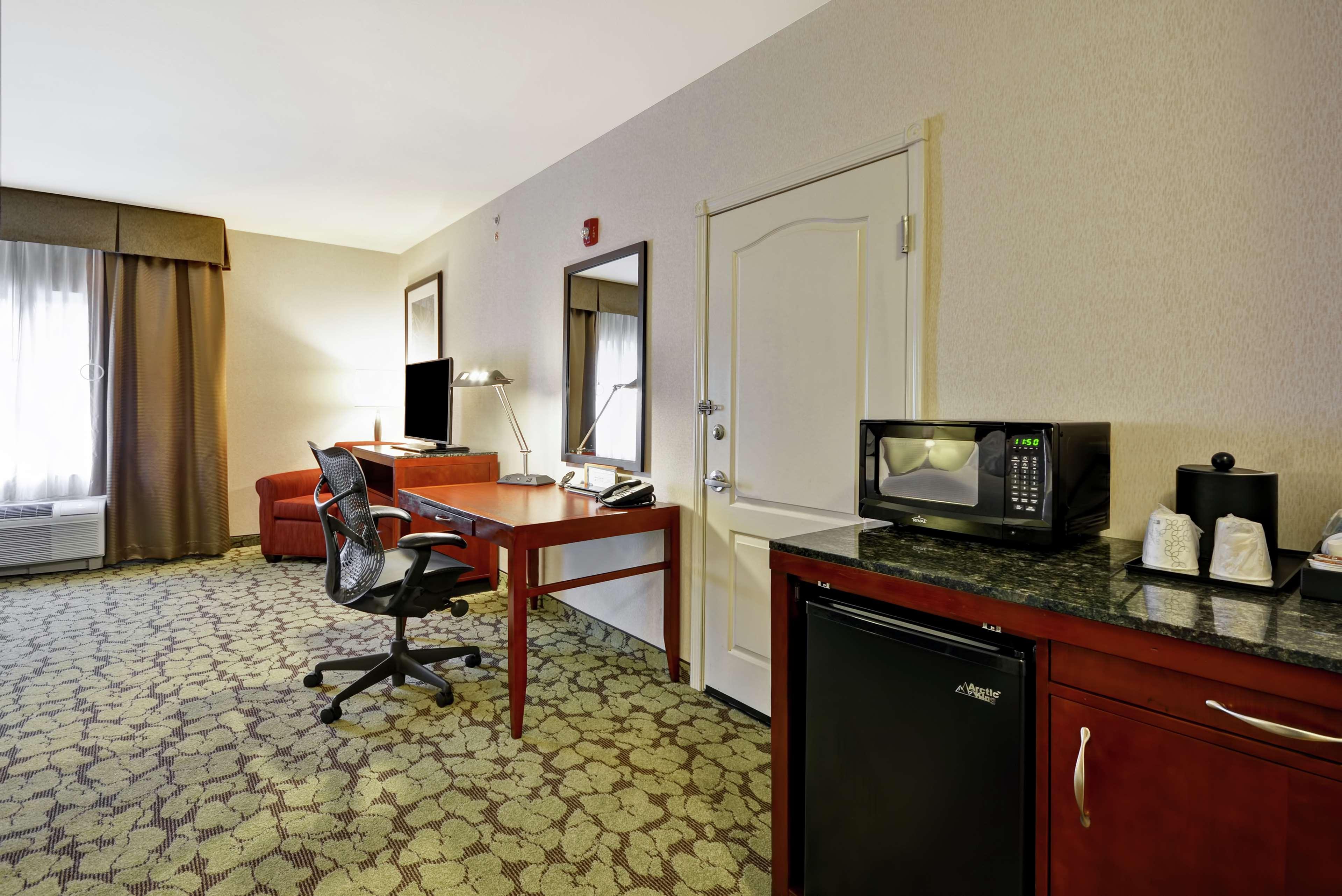 Hilton Garden Inn Fort Collins Exterior foto