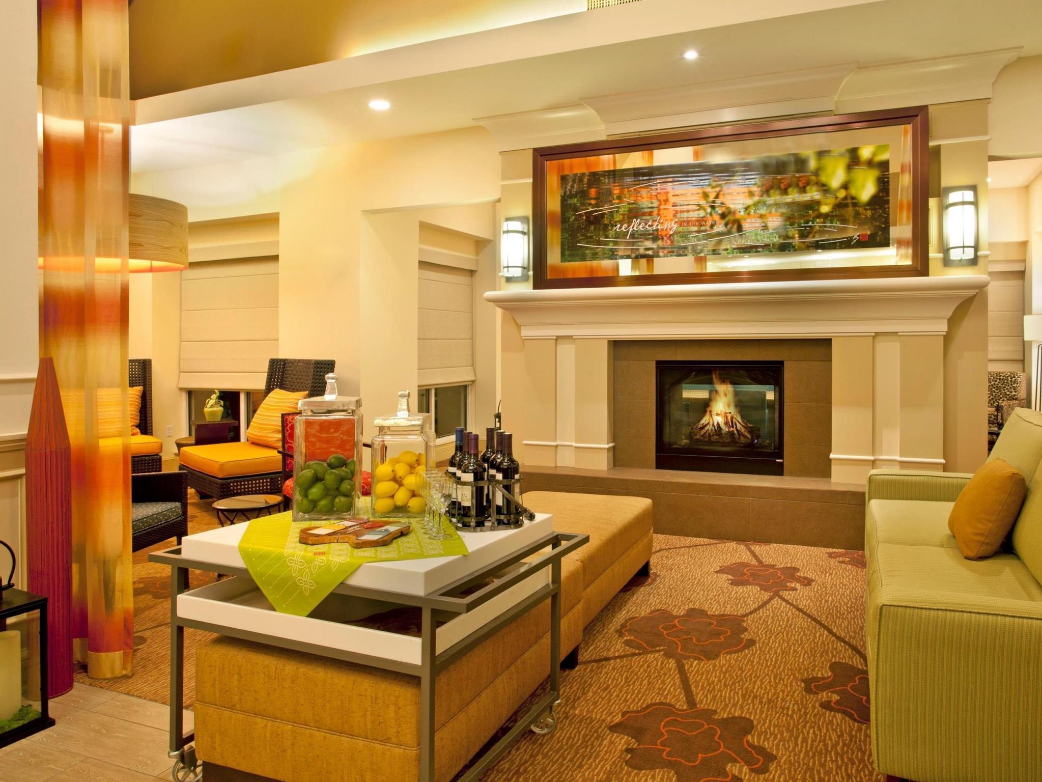 Hilton Garden Inn Fort Collins Exterior foto